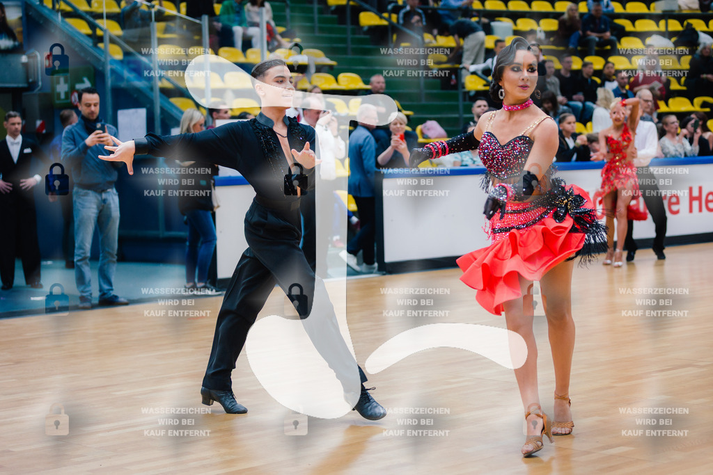 Hessen Tanzt WDSF Open Junior II Latin 6th (224) Deniz Mert Isik _ Pelin Top (Türkiye)-2025-05-18-5516 | Webshop for digital downloads and prints of dance sport, event & show photographer Julian Link - Realisiert mit Pictrs.com