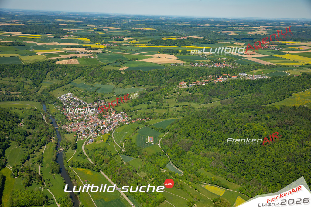 Schrägluftbild  Kocherstetten  Künzelsau - Das Luftbild wurde 2025 vom UL-Flugzeug heraus erstellt ( keine Drohne ) - Hochauflösende Luftaufnahme -Nicht vergleichbar mit Google Maps oder Satelittenbilder- Die Geschenkidee !Mit Lizenz und Bildrechte bestellbar