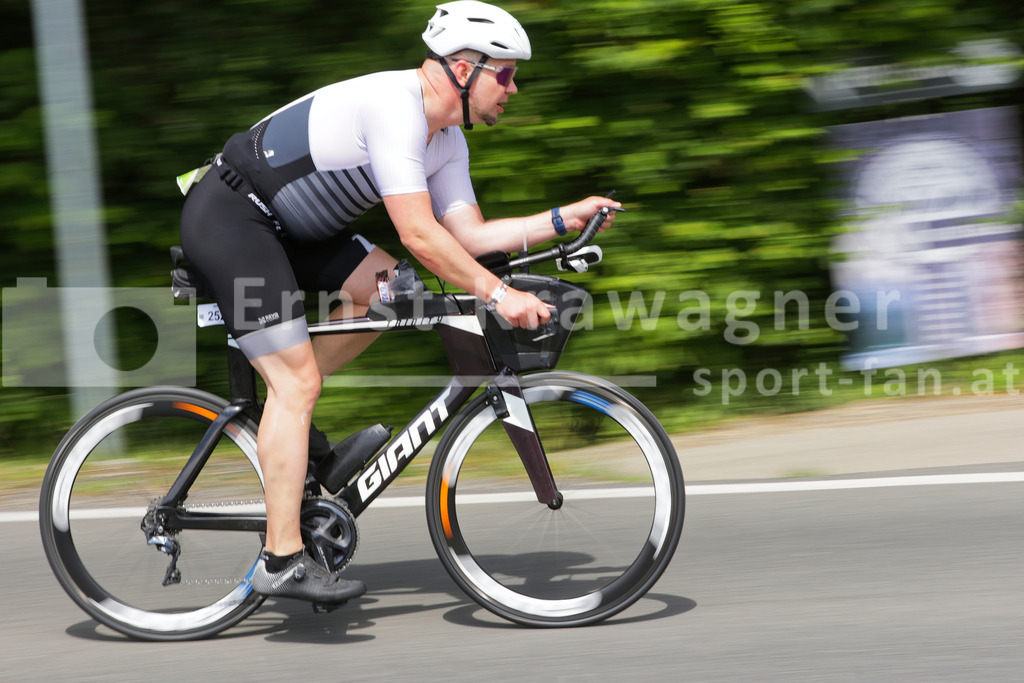 Klagenfurt 2026 | Lauri Lehtoviita (FIN) Ironman, Klagenfurt 2026,  Lambichl, Klagenfurt , Austria. Photo: Ernst Krawagner - Realisiert mit Pictrs.com