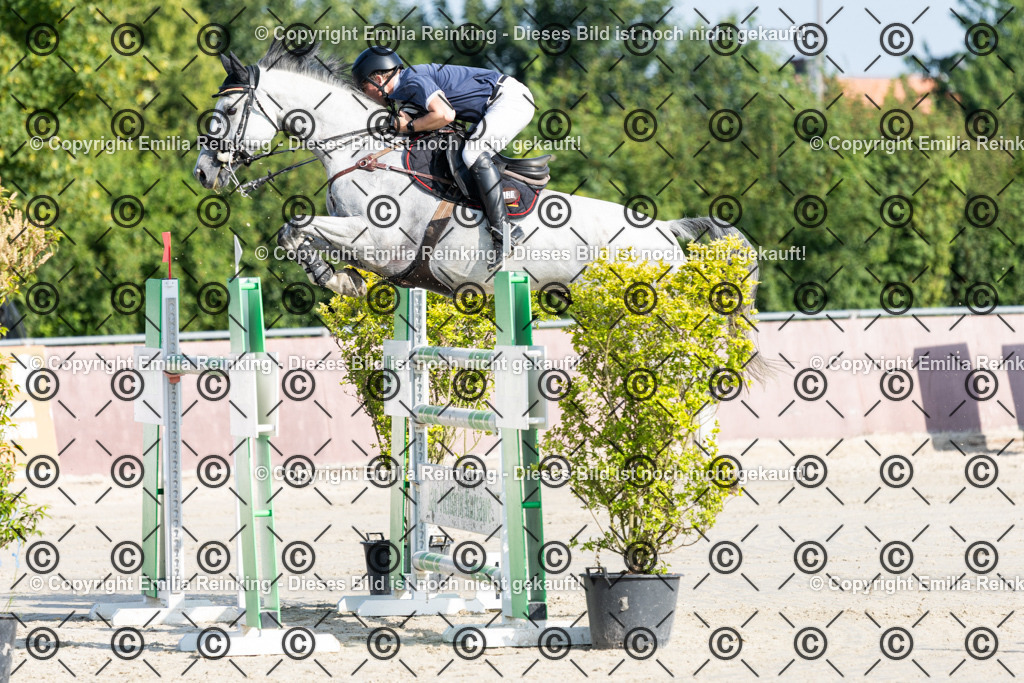 CL5A1275 | Emilia Reinking Fotografie - Realisiert mit Pictrs.com