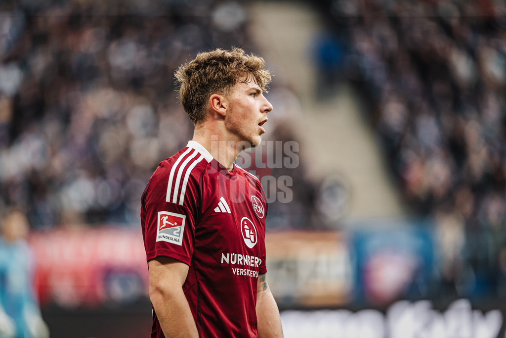 Fußball | Männer | Saison 2024/2025 | 2. Fußball-Bundesliga | 11. Spieltag | Hamburger SV vs. 1. FC Nürnberg | 03.11.2024 | Finn Jeltsch (#4, 1. FC Nürnberg)