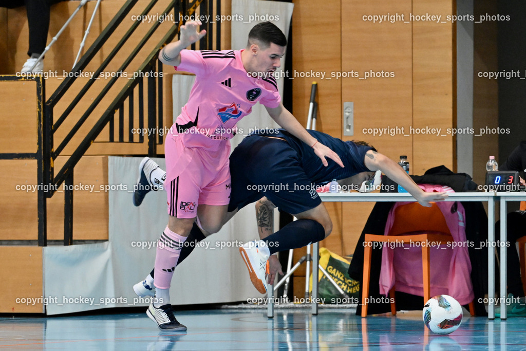 Carinthia Flamengo Futsal Club vs. LPSV-K | #72 Armin Kahvedzic Carinthia Flamengo, #3 Nemanja Lukic LPSV-K, Carinthia Flamengo Futsal Club vs. LPSV-K, Carinthia Flamengo Futsal Club vs. LPSV-K am 03.11.2024 in Klagenfurt (Ballspielhalle Viktring), Austria, (Photo by Bernd Stefan)