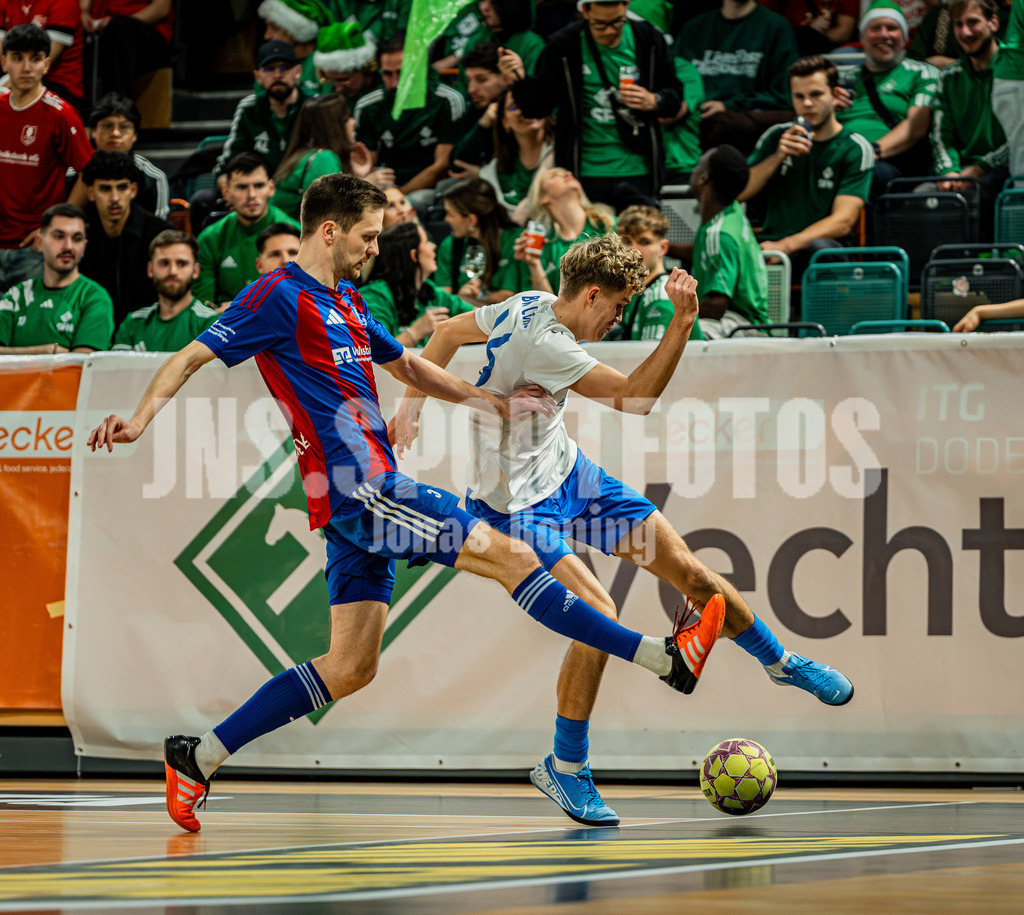 39. OM-Supercup-112 | jns.sportfotos - Realisiert mit Pictrs.com