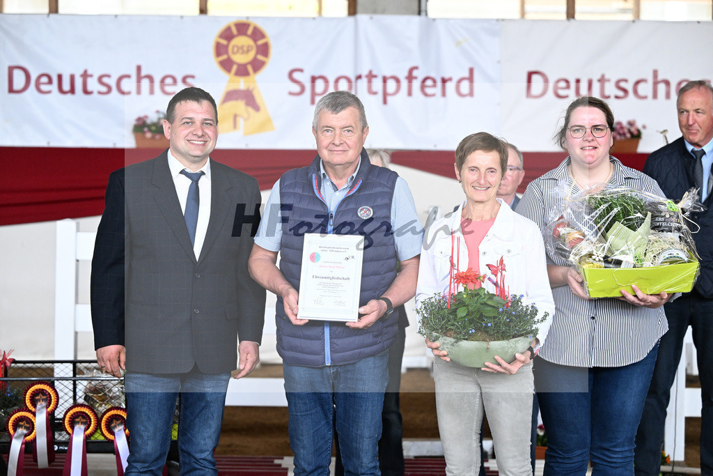 Impressionen_ Ehrungen_9240703 | hf-fotografie - Realisiert mit Pictrs.com