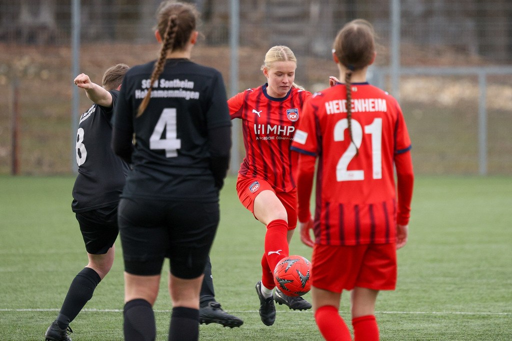 20260329-FCH-HS_066 | 1.FC Heidenheim 1846 II vs. SGM Hohenmemmingen/Sontheim, Fußball, Frauen, Bezirksliga, 2025/2026, 14. Spieltag, 29.03.2026 in Heidenheim, Kunstrasen b. Voith-Arena West(Foto: Michael Bulling) - Realisiert mit Pictrs.com