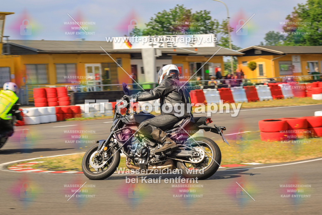 _DSK2367 | Hier findet Ihr Bilder von Touristenfahrten auf der Nürburgring Nordschleife oder von anderen Veranstaltungen die ich besucht habe. Viel Spass beim Durch Schauen 