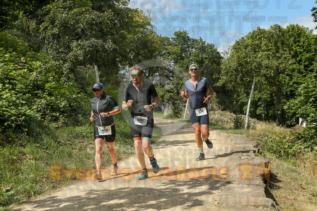 250824_1411_EX1_5316 | Sportfotografie im Rhein-Sieg Kreis, Köln, Bonn, NRW, Rheinland Pfalz, Hessen, etc. Unser Tätigkeitsfeld umfasst den Laufsport vom Volkslauf über den Marathon, Duathlon, Triathon bis zum Ultralauf wie Kölnpfad Ultra oder Schindertrail.