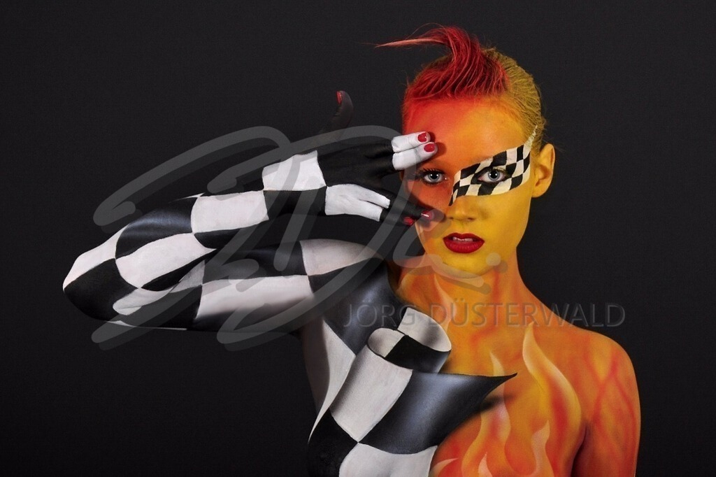 Bodypainting-RACE_9698 | #003 | Modell: Stephi | Foto: Carsten Korwes - Realisiert mit Pictrs.com