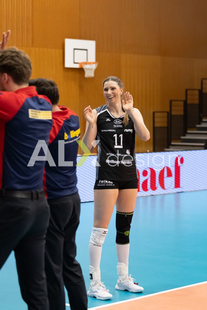 Volleyball I Frauen I Saison 2025-2026 I Volleyball NLA | Women I  Playoffs Finals 1/5 I viteos NUC - VC Kanti Schaffhausen I 06.04.2026 | 11 Kateřina Holásková (CZ) (VC Kanti Schaffhausen) – Mitte - Realisiert mit Pictrs.com
