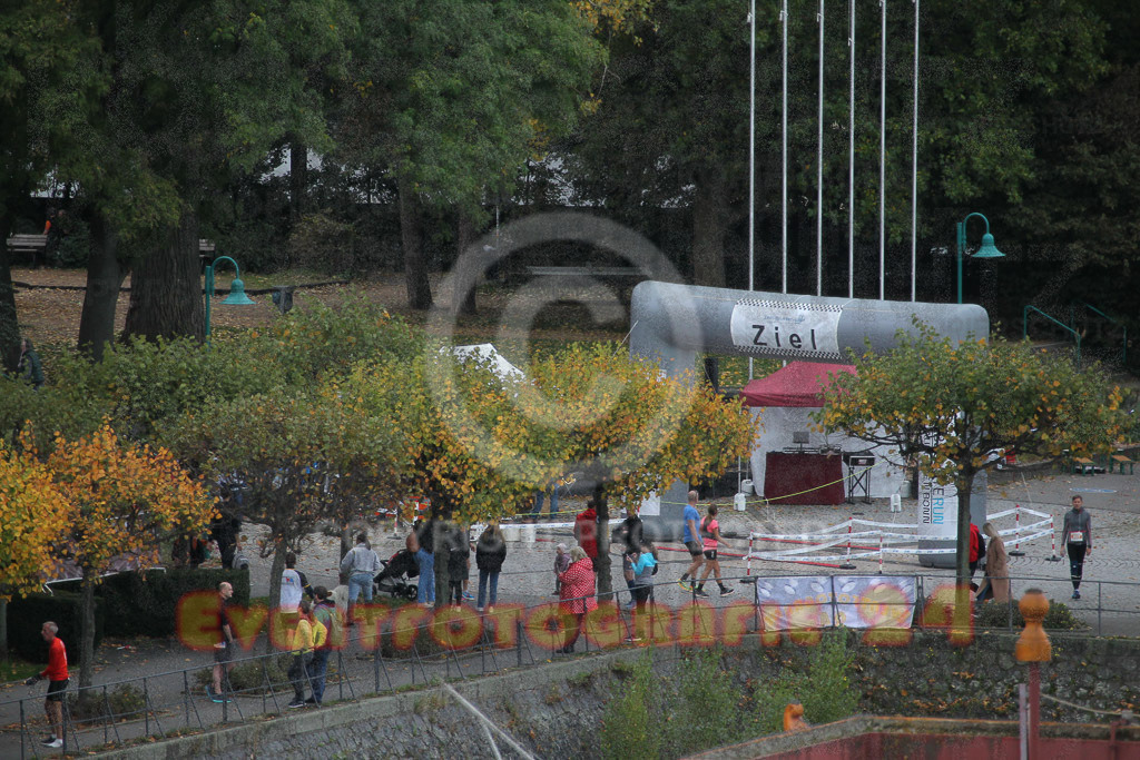 221016_0847_EV4_8274 | Sportfotografie im Rhein-Sieg Kreis, Köln, Bonn, NRW, Rheinland Pfalz, Hessen, etc. Unser Tätigkeitsfeld umfasst den Laufsport vom Volkslauf über den Marathon, Duathlon, Triathon bis zum Ultralauf wie Kölnpfad Ultra oder Schindertrail.