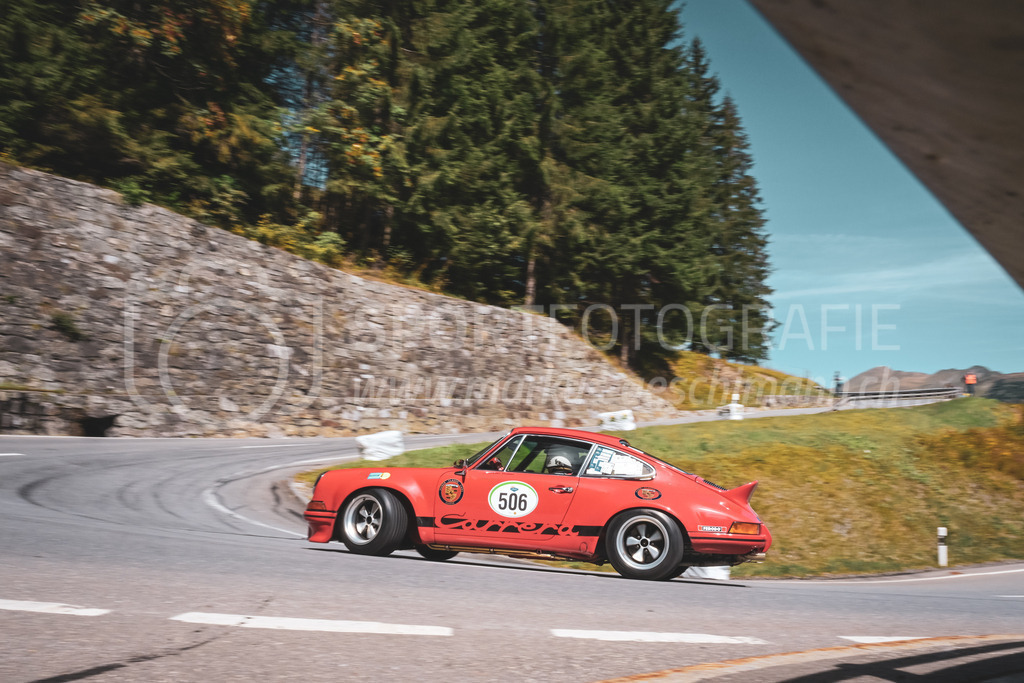 21. Arosa ClassicCar 2025 - 6. =September= 2025 | Peter Huber aus Mörschwil (SUI) in einem Porsche Carrera 2.8 RSR aus dem Jahre 1972 mit Startnummer 506 am Arosa ClassicCar 2025 in der Kategorie Competition..@arosaclassiccar, @arosa.official, #arosaclassiccar, #arosa, #76curves, #classiccarBild: Sportfotografie Markus Aeschimann | www.markus-aeschimann.ch - Realisiert mit Pictrs.com