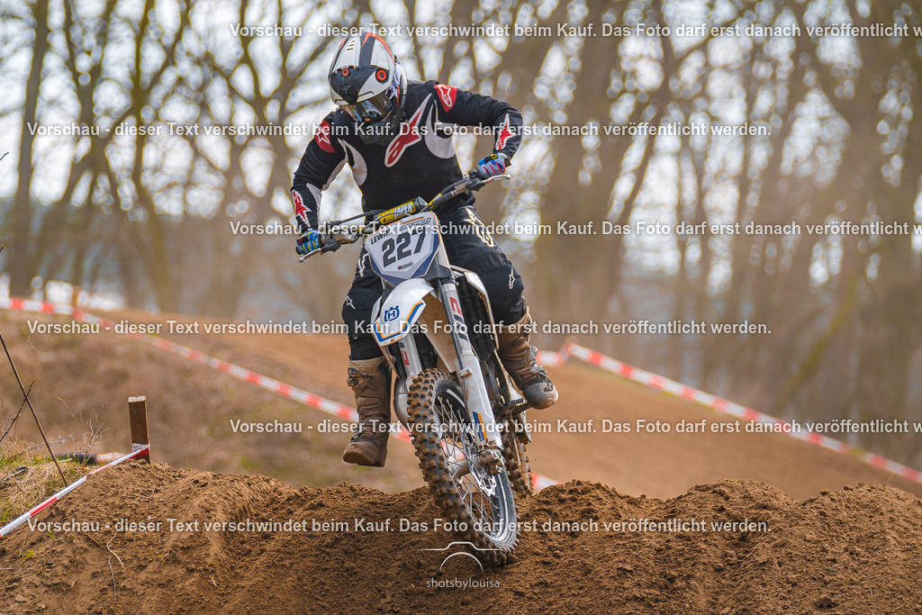 25_03_23_Hänchen_MX2-7822 | Sportfotografin aus Berlin-Brandenburg mit Fokus auf Motocross. Ich halte deine sportliche Leistung und echte Emotionen auf und neben der Strecke professionell fest. Entdecke die Fotos von deinem Rennen und bestelle sie direkt hier im Shop.