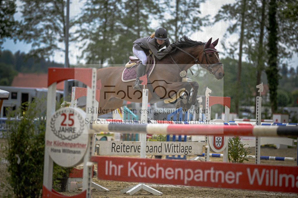 20240505-DOS_1416 | Entdecke hochwertige Reitturnierfotos von Foto Oger. Professionell, emotional und authentisch – jetzt Lieblingsmomente im Shop bestellen. - Realisiert mit Pictrs.com