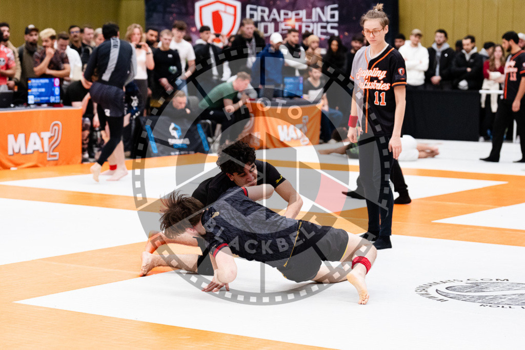 20251122PBB15328 | Athletes compete during the Grappling Industries Berlin Jiu-Jitsu and Grappling Championship, on November 22, 2025 in Berlin, Germany. © photoblackbelt
