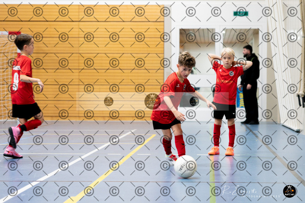 20251123_FCR-Hallenturnier-F1_RAW-1_020-7 | Sport und Naturfotografie von Roberto Esposito zeigt echte Momente Bewegung und die Schönheit der Natur. Ausdrucksstarke Bilder schaffen Emotionen.