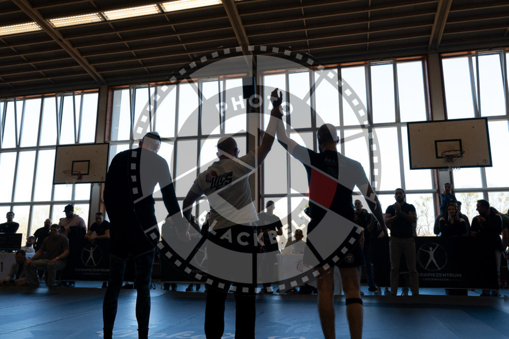 20250329PBB2909 | Fighters compete during the International Luta Livre (ILLCS) Germany IX Spring 2025 Competition spring on March 29, 2025 in Hannover, Germany.© Chiara Dazi