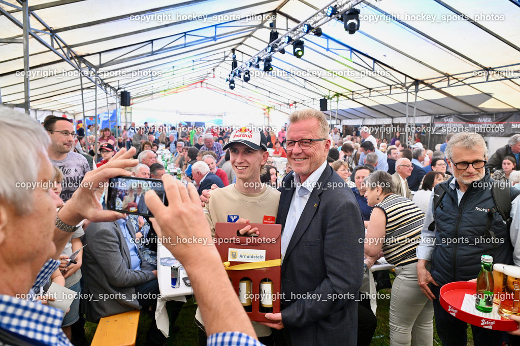 Empfang Daniel Tschofenig | Daniel Tschofenig, Bürgermeister Arnoldstein Reinhard Antolitsch, Empfang Daniel Tschofenig, Empfang Daniel Tschofenig am 10.05.2025 in Hohenthurn (Mehrzweckhaus Hohenthuurn), Austria, (Photo by Bernd Stefan)