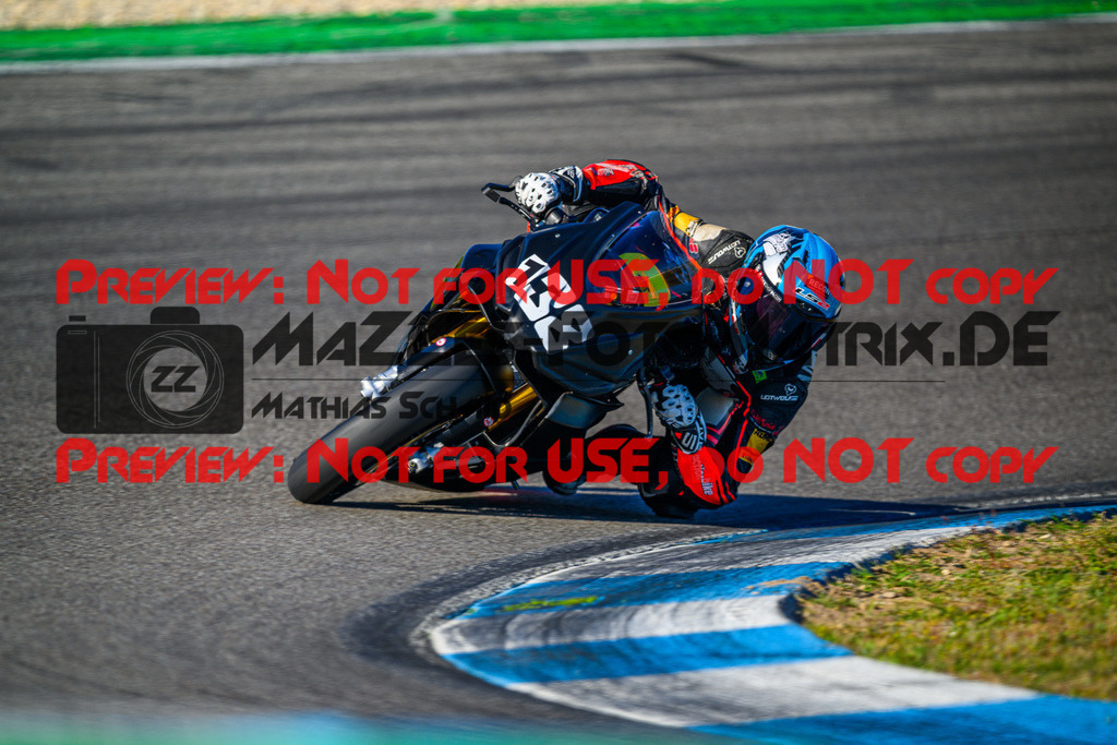 MaZZes_Fotomatrix_20260425_6007705_6528-2 | WEISS