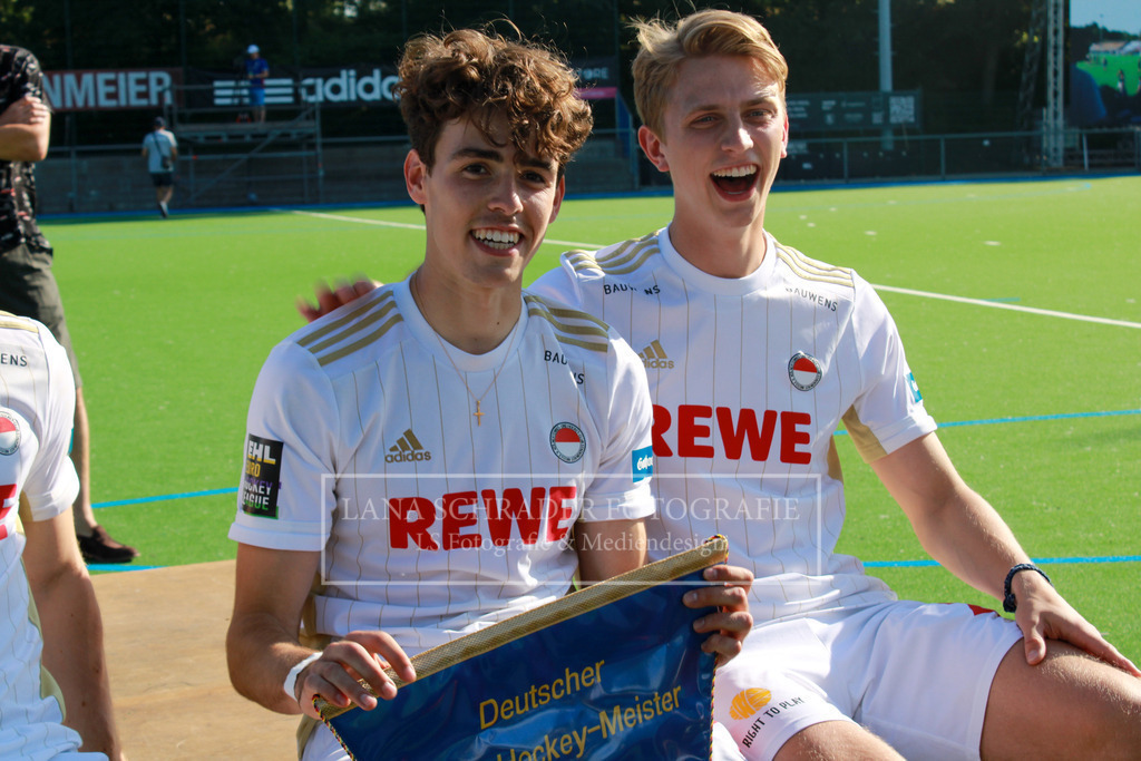 DM23 Finale Herren Mannheimer HC -  Rot-Weiß Köln 04.06.23-345 | lanaschraderfotografie - Realisiert mit Pictrs.com