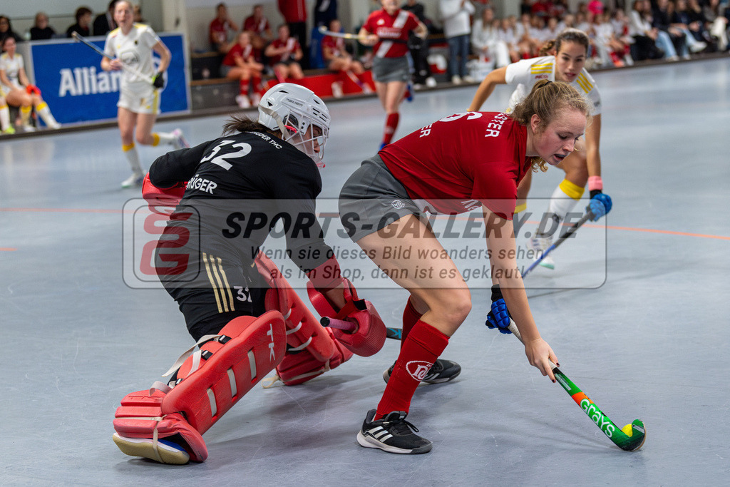SM_2024-12-20-D85_-565 | 1.Bundesliga Hallenhockey  (W) DCADA - HTHC / 6:5 (3:3)