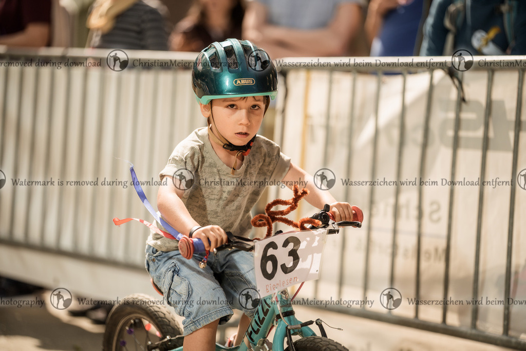 Eierlesen 2026 | Sie wurden bei einem Event oder Sportanlass fotografiert? Hier finden sie ihre Bilder! - Realisiert mit Pictrs.com