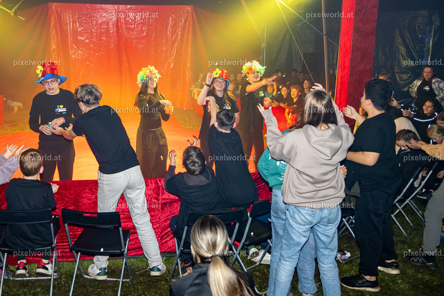 Zirkusvorstellung der MS Feldkirchen Digital | Bildershop von pixelworld.at - Realisiert mit Pictrs.com