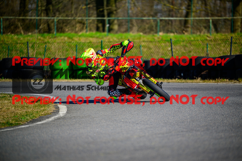 MaZZes_Fotomatrix_20250322_6007705_5584 | Fotograf Mathias Schmid
Sportfotograf,
Eventfotograf,
Hochzeitsfotograf,
Portraitfotograf