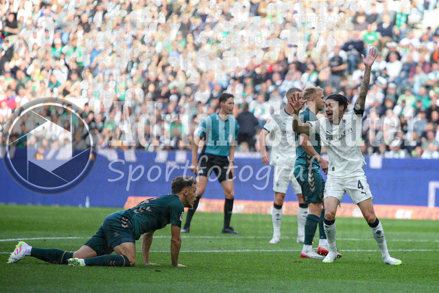 Borussia Mönchengladbach vs SV Werder Bremen - Bundesliga  | Mönchengladbach, Deutschland, 14.09.25:   Kevin Diks (Borussia Mönchengladbach) gestikuliert, Gestik waehrend des Spiels der Bundesliga zwischen Borussia Mönchengladbach vs SV Werder Bremen im Stadion im Borussia Park(Foto von Brauer-Fotoagentur / Adrian Schlueter)