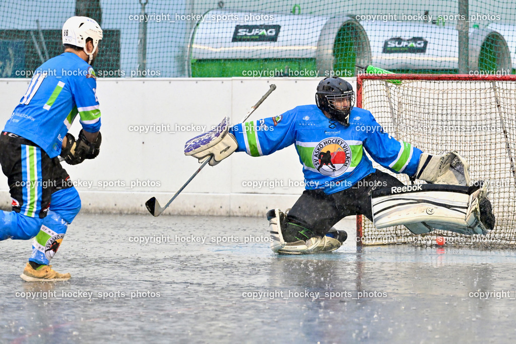 VAS Ballhockey Villach vs. ASKÖ Villach Ballhockey | #32 Baumann Rene, #11 Heu Marco, VAS Ballhockey Villach vs. ASKÖ Villach Ballhockey, VAS Ballhockey Villach vs. ASKÖ Villach Ballhockey am 28.05.2025 in Villach (Alpen Arena ), Austria, (Photo by Bernd Stefan)