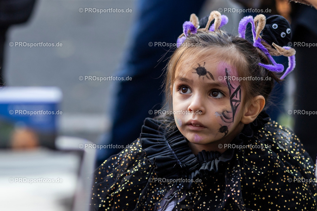 Sparda-Bank Halloween-Run Koeln 2023, 31.10.2023, Forstbotanischer Garten Rodenkirchen, Koeln | Impressionen vom Sparda-Bank Halloween-Run Koeln 2023, 31.10.2023, Forstbotanischer Garten Rodenkirchen, Koeln