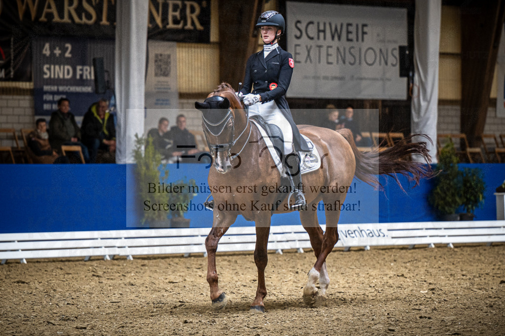 DOS_0633 | Entdecke hochwertige Reitturnierfotos von Foto Oger. Professionell, emotional und authentisch – jetzt Lieblingsmomente im Shop bestellen. - Realisiert mit Pictrs.com