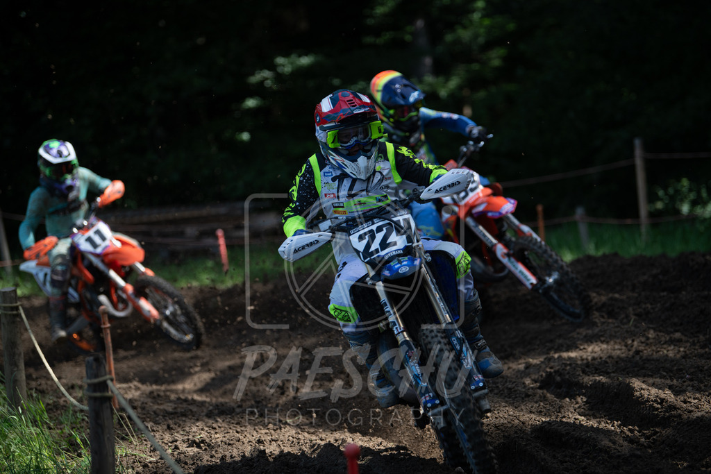 85 er (83) | Paeschuphoto Shop - Wer nicht sucht der auch nicht findet.Ob Motocrossbilder oder von einem besuchtem Spiel, Hauptsache Action. - Realisiert mit Pictrs.com