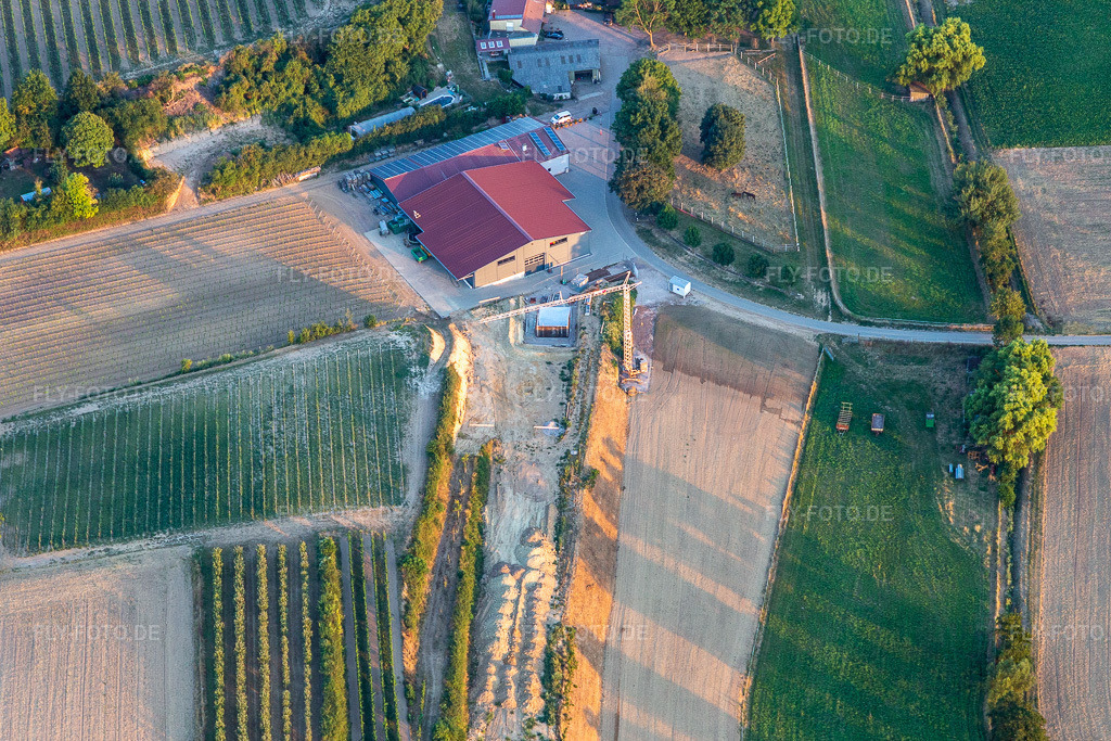 Luftbild: Neubau bei Ranch Herxe in Herxheim bei Landau im Bundesland Rheinland-Pfalz in Deutschland. Foto: IMG_133856.jpg vom 16.08.2022 durch Werner Riehm/FLY-FOTO.deRANCH HERXE · Das Ausflugsziel für Herxheim und Umgebung
