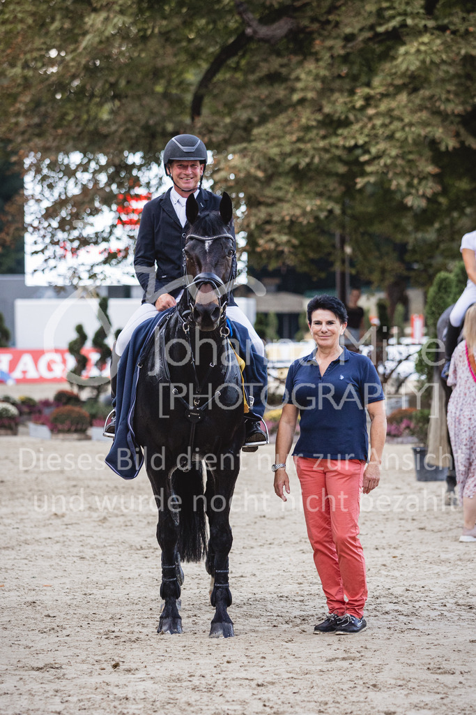 230910_OWLCh_Sparkasse-844 | Deine schönsten Turniermomente als professionelle Fotos! Entdecke hochwertige Pferdesport-Fotografie im Online-Shop. Jetzt Fotos finden & bestellen!
