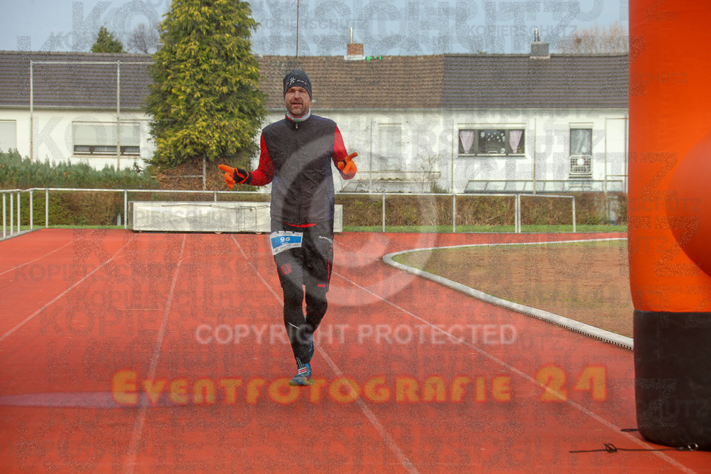 230129_1125_EX1_4897 | Sportfotografie im Rhein-Sieg Kreis, Köln, Bonn, NRW, Rheinland Pfalz, Hessen, etc. Unser Tätigkeitsfeld umfasst den Laufsport vom Volkslauf über den Marathon, Duathlon, Triathon bis zum Ultralauf wie Kölnpfad Ultra oder Schindertrail.
