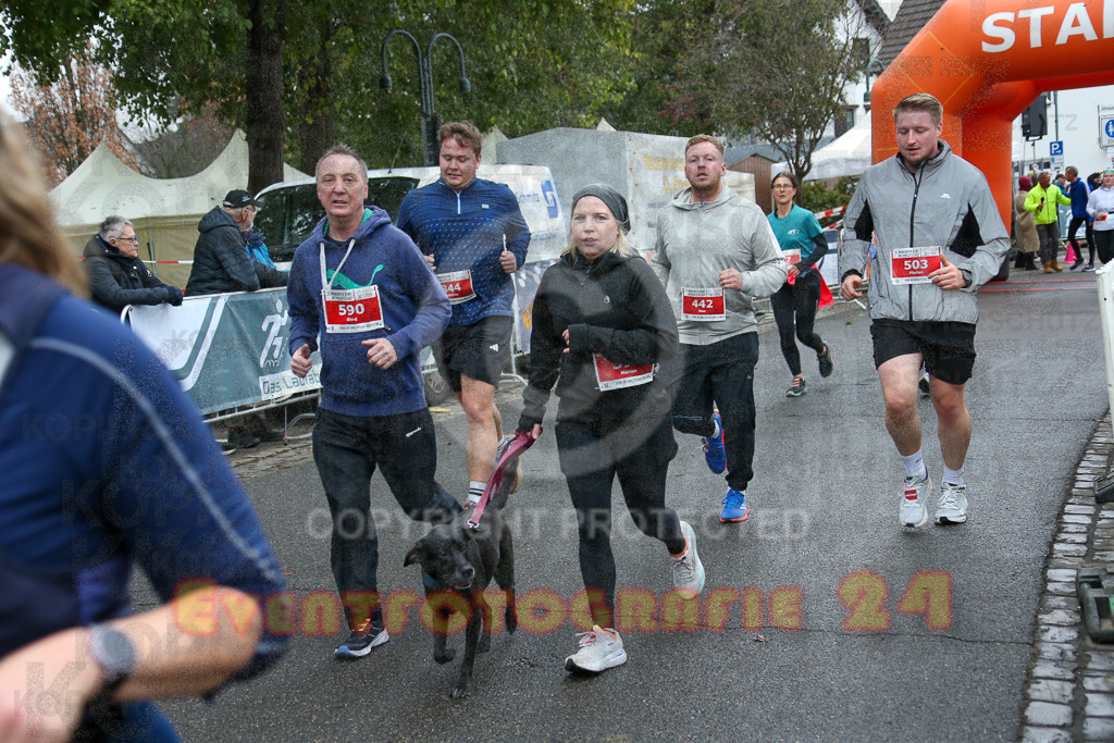 251130_1146_EX1_8734 | Sportfotografie im Rhein-Sieg Kreis, Köln, Bonn, NRW, Rheinland Pfalz, Hessen, etc. Unser Tätigkeitsfeld umfasst den Laufsport vom Volkslauf über den Marathon, Duathlon, Triathon bis zum Ultralauf wie Kölnpfad Ultra oder Schindertrail.