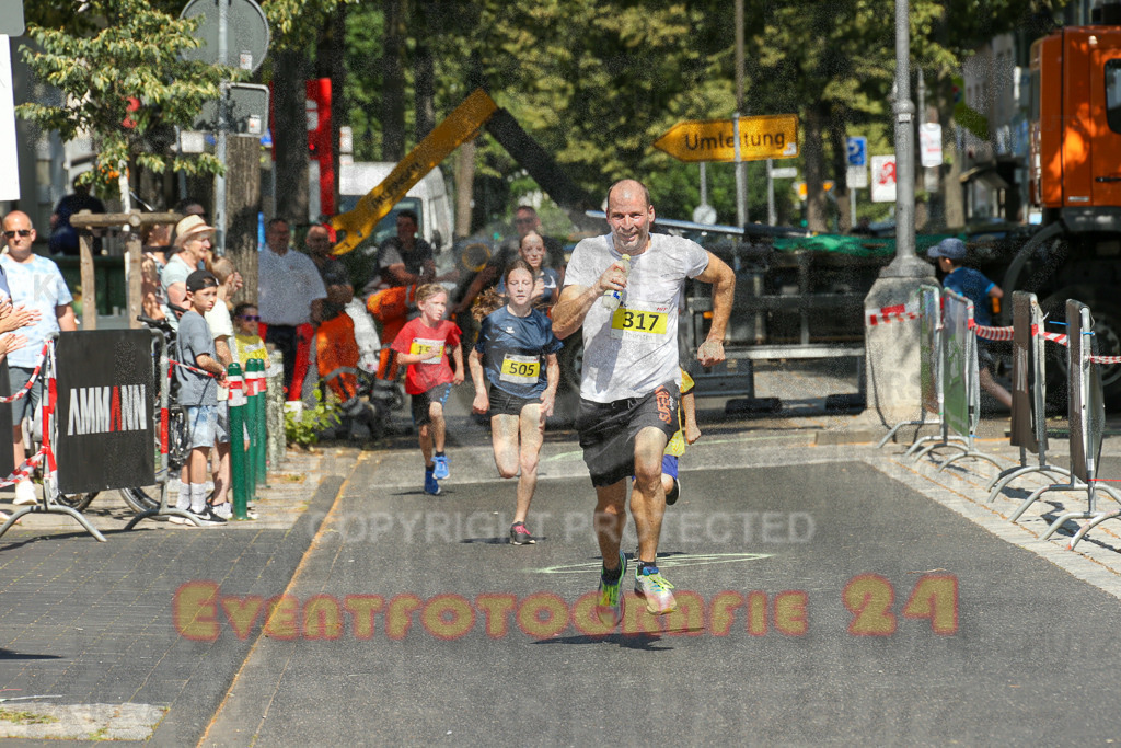 250621_1043_EX1_2245 | Sportfotografie im Rhein-Sieg Kreis, Köln, Bonn, NRW, Rheinland Pfalz, Hessen, etc. Unser Tätigkeitsfeld umfasst den Laufsport vom Volkslauf über den Marathon, Duathlon, Triathon bis zum Ultralauf wie Kölnpfad Ultra oder Schindertrail.