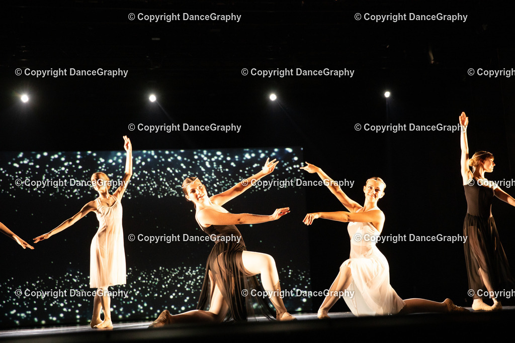 GPHY4153 | DanceGraphy - Realisiert mit Pictrs.com