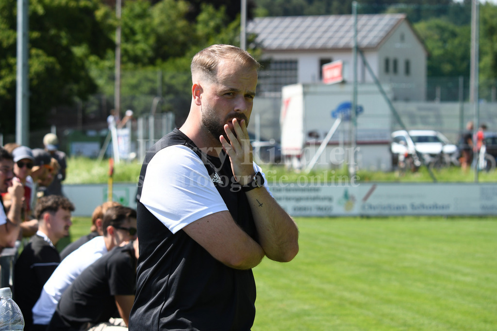 TSV Seebach 2026/27 | Quirin Grabolle (Co-Trainer TSV Seebach) - Realisiert mit Pictrs.com