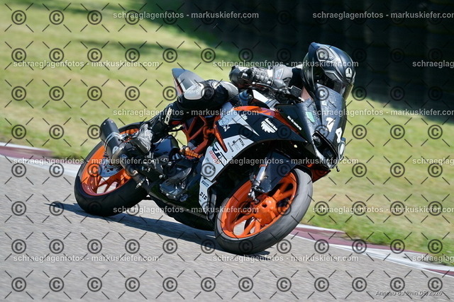 26BT01-1172 | 140 - Realisiert mit Pictrs.com