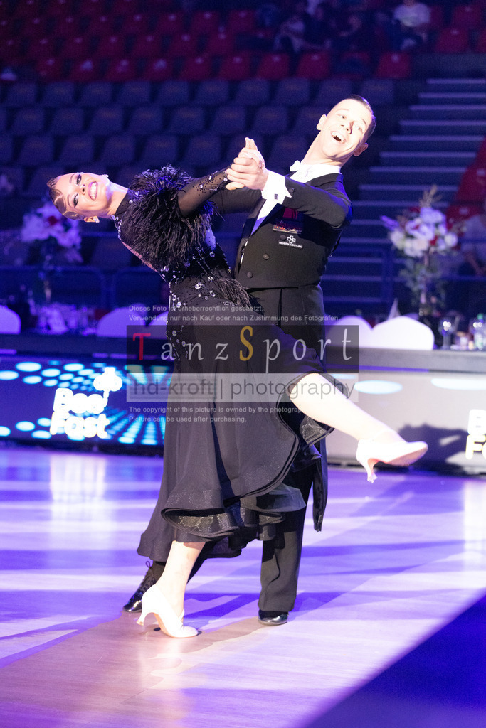 IMG_8736 | Tanzsportbilder, Standardtanz, Lateintanz, WDSF, DTV, LTVB, dancecomp, goc, hessen tanzt, blaues band der spree, walzer, tango, wiener walzer, slowfox, quickstepp, samba, rumba, cha-cha-cha, paso doble. jive, hd-kroft photography, turniertanzsport