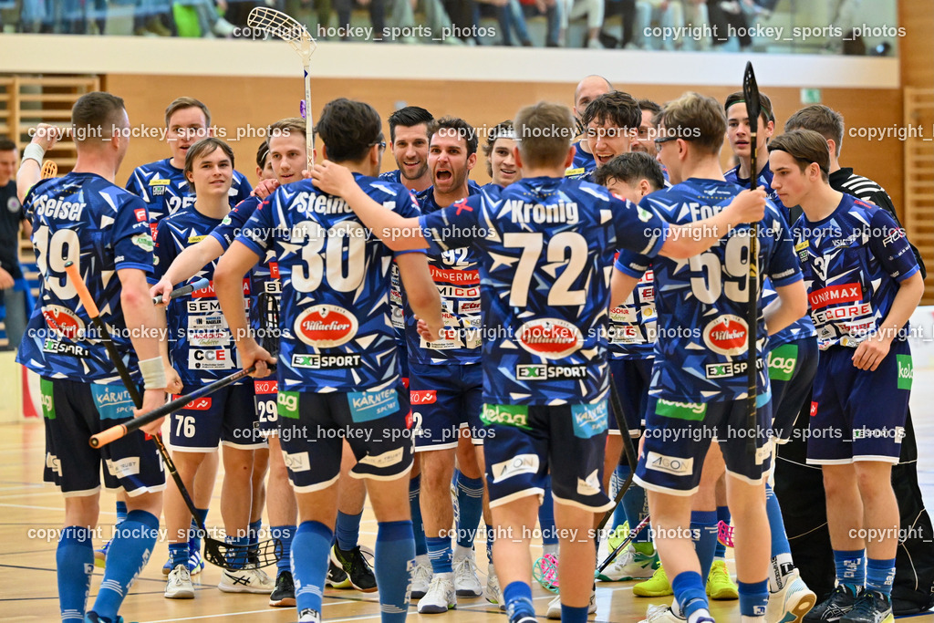 VSV Unihockye vs. KAC Floorball | Jubel VSV Floorball Mannschaft, #30 Christoph Steiner VSV Unihockey, #60 Thomas Unterweger VSV Unihockey, #19 Philipp Seiser VSV Unihockey, VSV Unihockye vs. KAC Floorball, VSV Unihockye vs. KAC Floorball am 13.04.2025 in Villach (Ballspielhalle St. Martin), Austria, (Photo by Bernd Stefan)