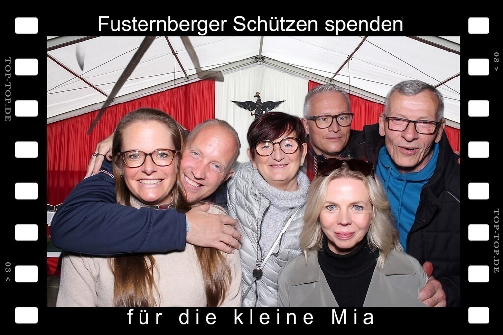 top-top.de 240928-026 | Foto, Video, Fotografie, Videografie, Fotobox, DJ, Discjockey, Musik, Musikbox, Veranstaltung, Photobooth, Amazon, Ebay, Buchtipp, Bestseller, Autor, Verlag, Buch, Wesel, Hamminkeln, NRW, Dinslaken, Rees, Drohne, Hochzeit, Party, Fotobox, Wesel, Fotograf