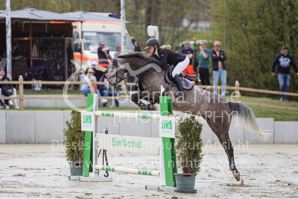 230501_SpengeW_Stil-S-418 | Deine schönsten Turniermomente als professionelle Fotos! Entdecke hochwertige Pferdesport-Fotografie im Online-Shop. Jetzt Fotos finden & bestellen!