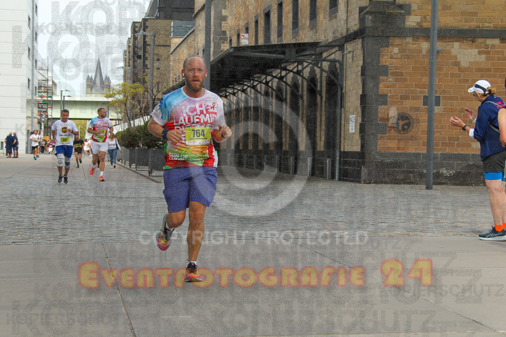 250920_1324_EV4_5436 | Sportfotografie im Rhein-Sieg Kreis, Köln, Bonn, NRW, Rheinland Pfalz, Hessen, etc. Unser Tätigkeitsfeld umfasst den Laufsport vom Volkslauf über den Marathon, Duathlon, Triathon bis zum Ultralauf wie Kölnpfad Ultra oder Schindertrail.