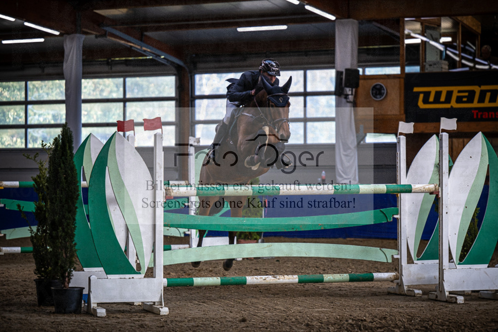 DOS_2895 | Entdecke hochwertige Reitturnierfotos von Foto Oger. Professionell, emotional und authentisch – jetzt Lieblingsmomente im Shop bestellen.Deutschlandweite Turnierfotografie. - Realisiert mit Pictrs.com