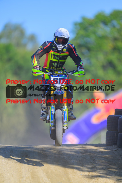 MaZZes_Fotomatrix_20241005_6007705_8980 | SENIOR