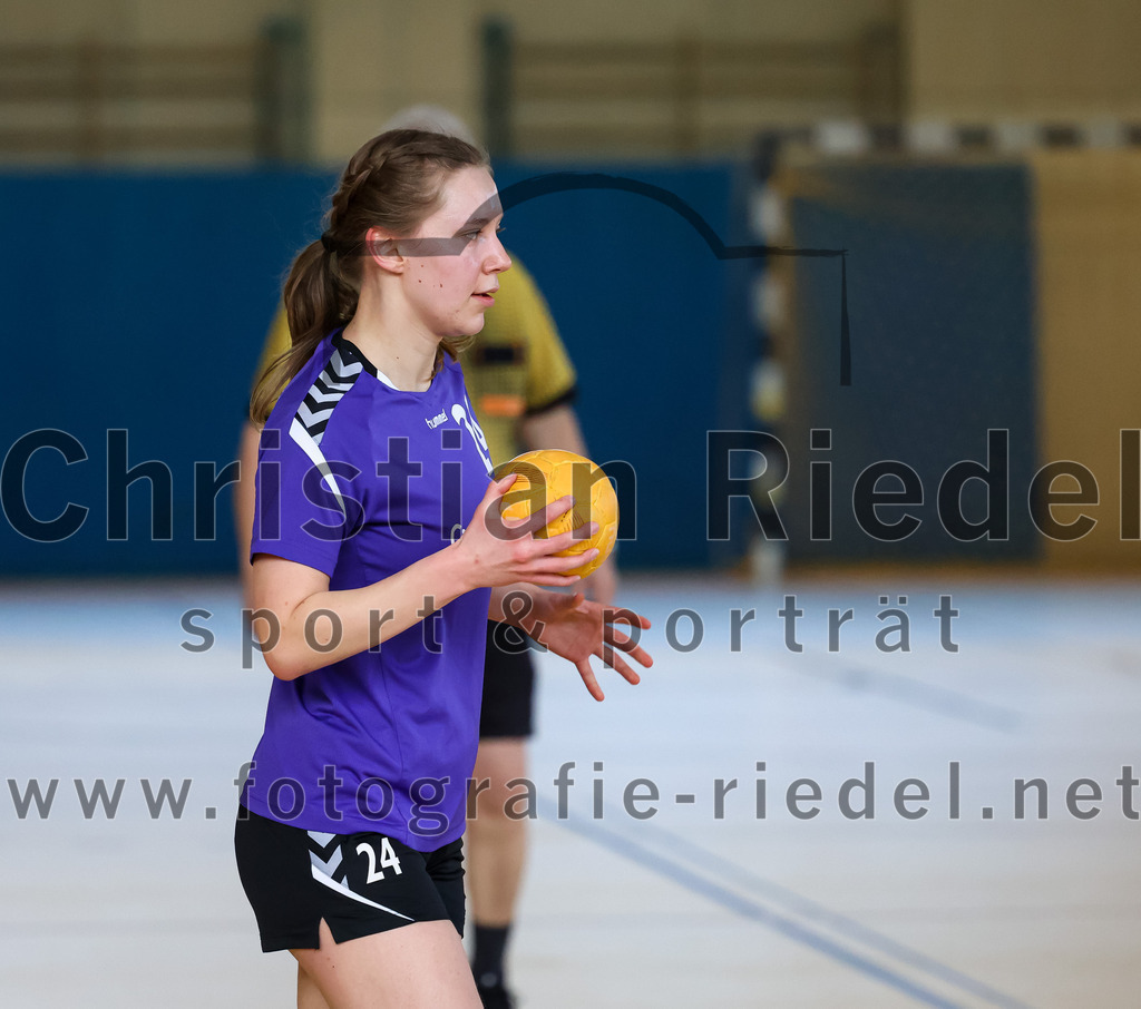 2023-03-18_065_SpVgg_Altenerding_II_gegen_HSG_Freising-Neufahrn_II | Erding, Deutschland, 18.03.2023:
Handball, Bezirksliga Frauen Altbayern 2022 / 2023, 14. Spieltag, SpVgg Altenerding II gegen HSG Freising-Neufahrn II, Endergebnis: 25:27

Sophie Lößl (SpVgg Altenerding, #24)

Foto: Christian Riedel / fotografie-riedel.net