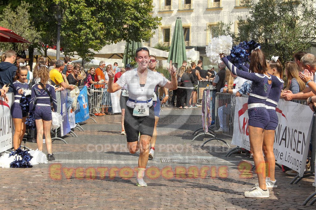 250824_1500_EV4_2518 | Sportfotografie im Rhein-Sieg Kreis, Köln, Bonn, NRW, Rheinland Pfalz, Hessen, etc. Unser Tätigkeitsfeld umfasst den Laufsport vom Volkslauf über den Marathon, Duathlon, Triathon bis zum Ultralauf wie Kölnpfad Ultra oder Schindertrail.