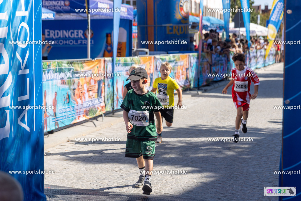 VJ__2921 | Stadtlauf Erding 2025 #stadtlauferding #erdingstadtlauf #stadtlauf_erding #laufmotivation #trisporterding #yourpictrs #sportshot_your_pictrs